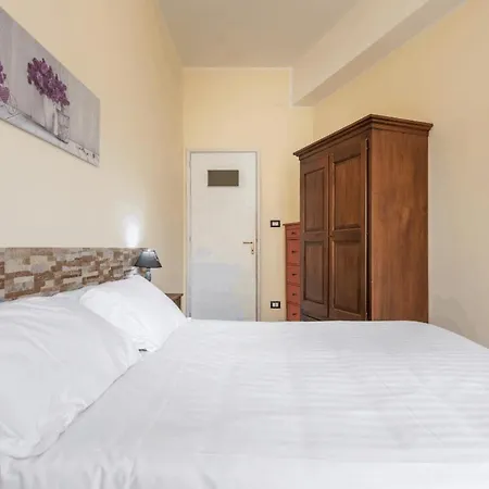 Casa Stampaxi 2 דירה *