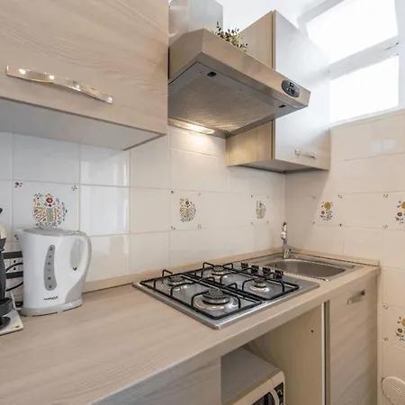 Casa Stampaxi 2 דירה *